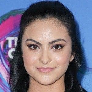 Camila Mendes