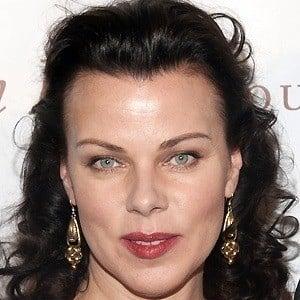 Debi Mazar