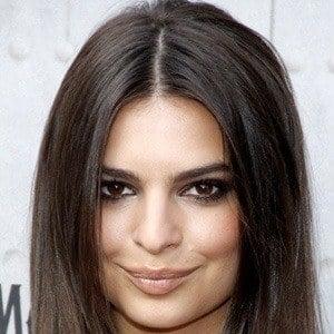 Emily Ratajkowski