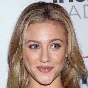 Lili Reinhart