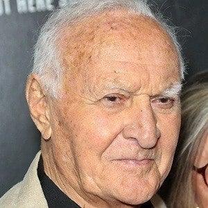 Robert Loggia