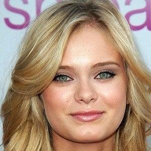 Sara Paxton