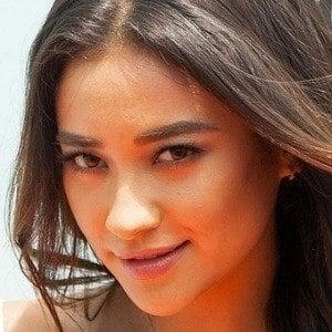 Shay Mitchell