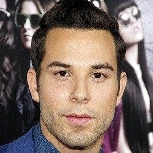 Skylar Astin