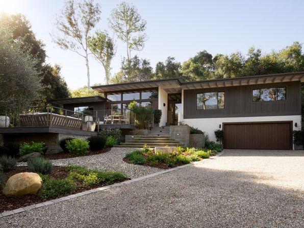 kitchen of 4 bed single family in Santa Barbara, CA