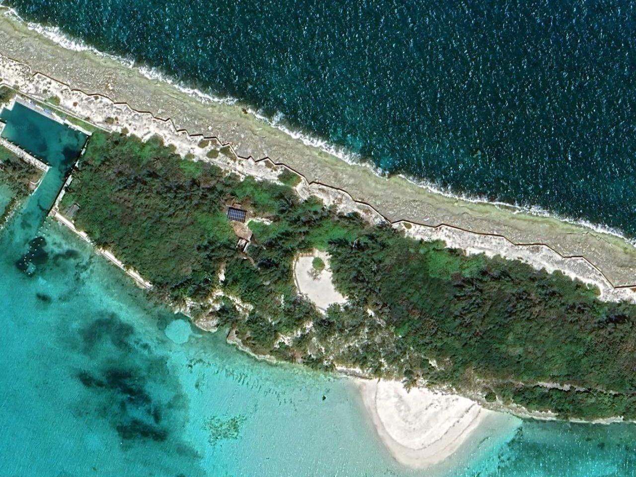 Eddie Murphy's island