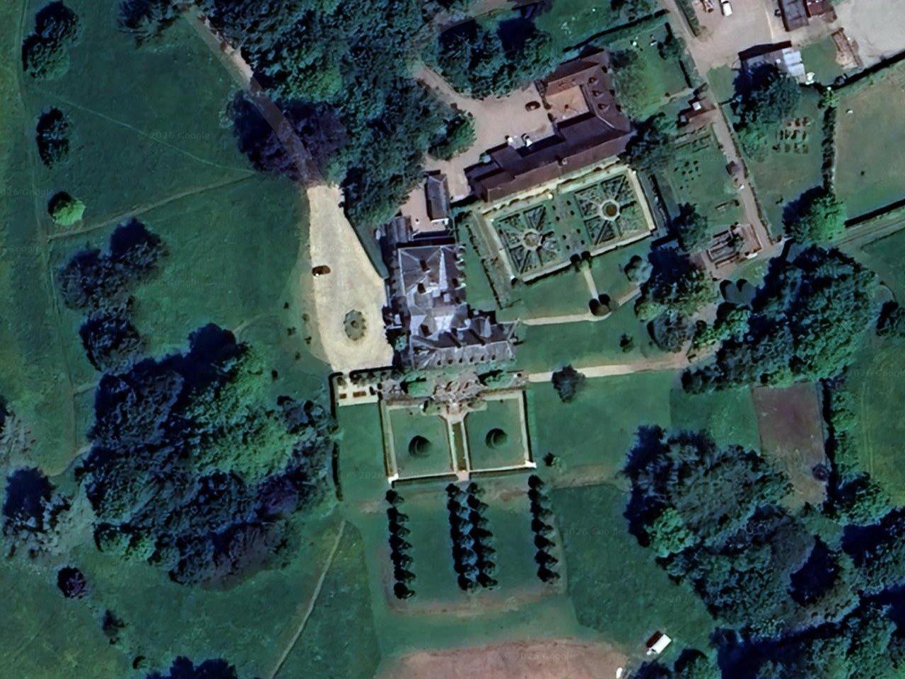 Elizabeth Hurley's House