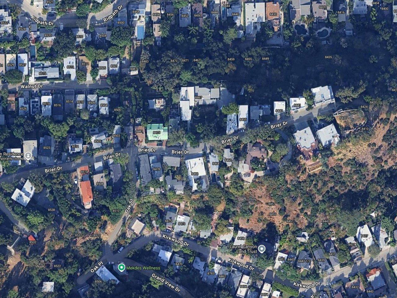 Emma Roberts' house