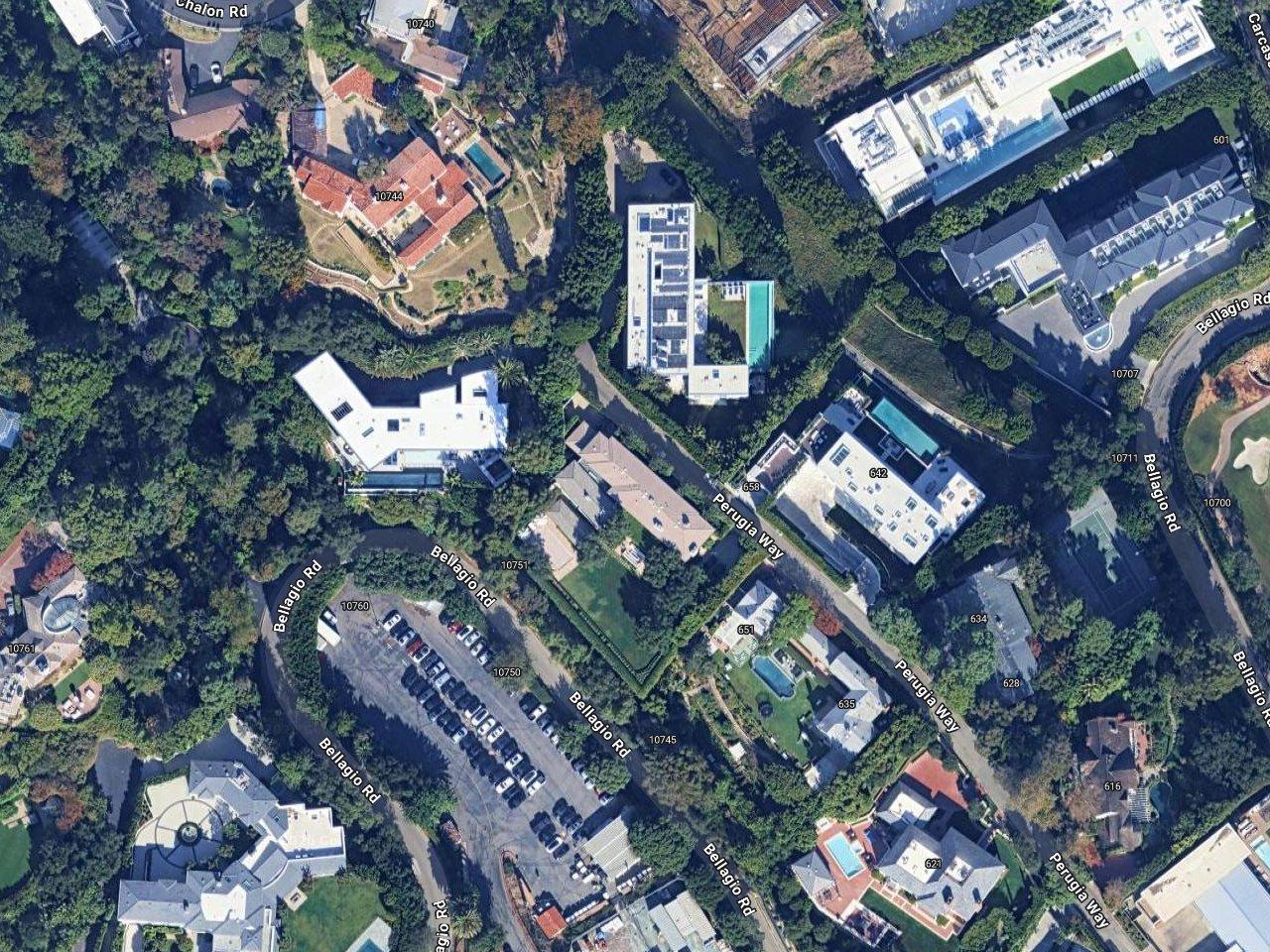 Hank Azaria's House