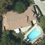 exterior of 4 bed single family in Woodland Hills, CA