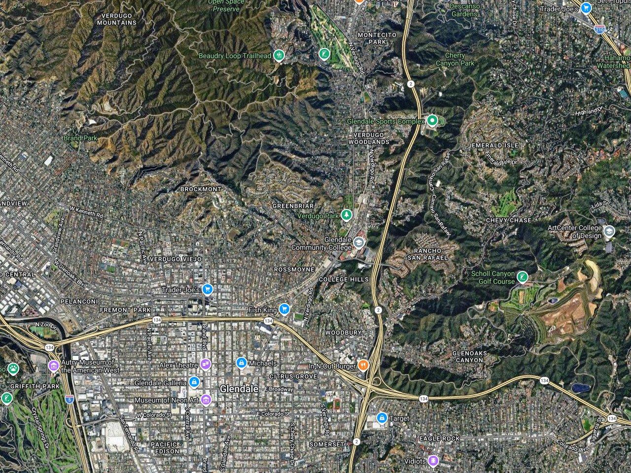 bedroom of 3 bed condo in Glendale, CA