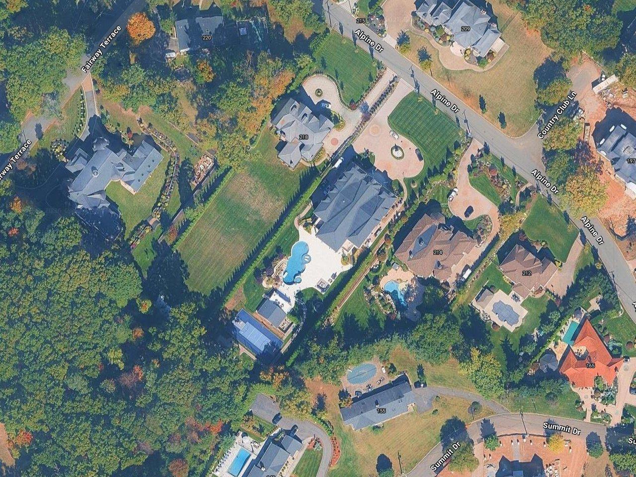 Jennifer Aydin's House