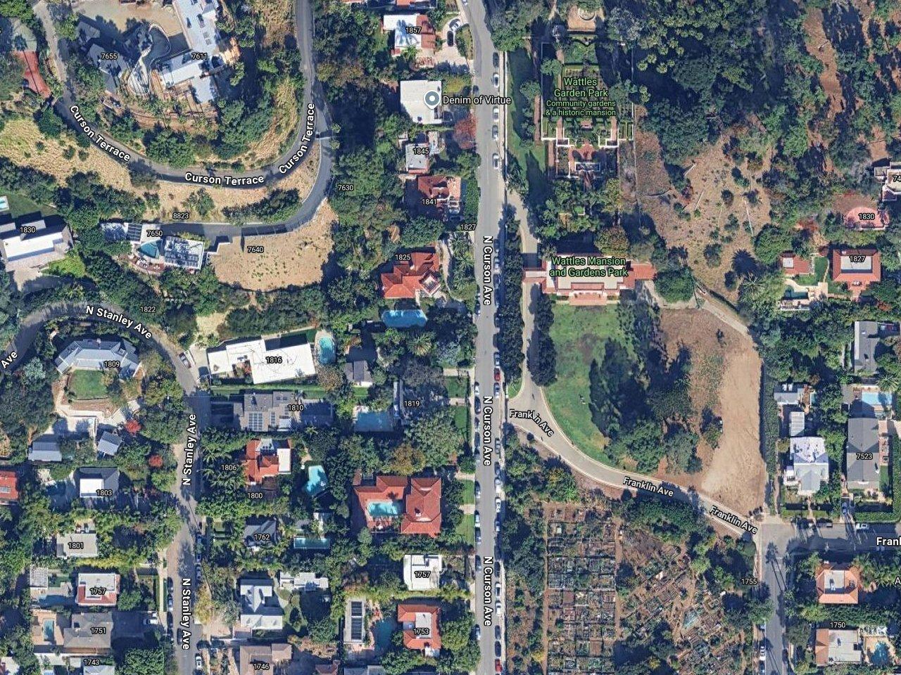 Jennifer Jason Leigh's House