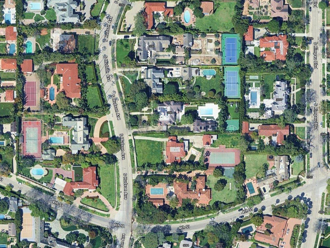 Brian Robbins' House