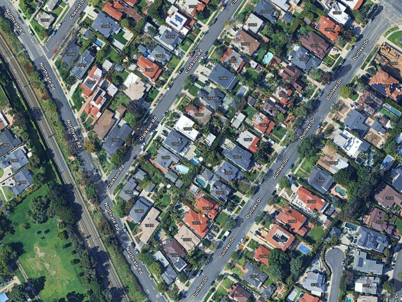 Josh Gad's House