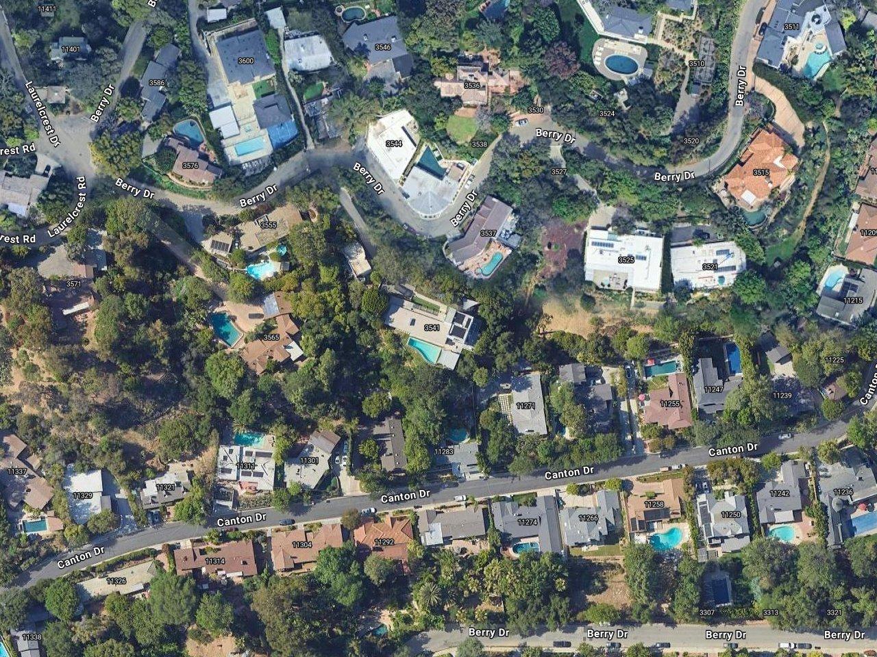 Julie Bowen's House