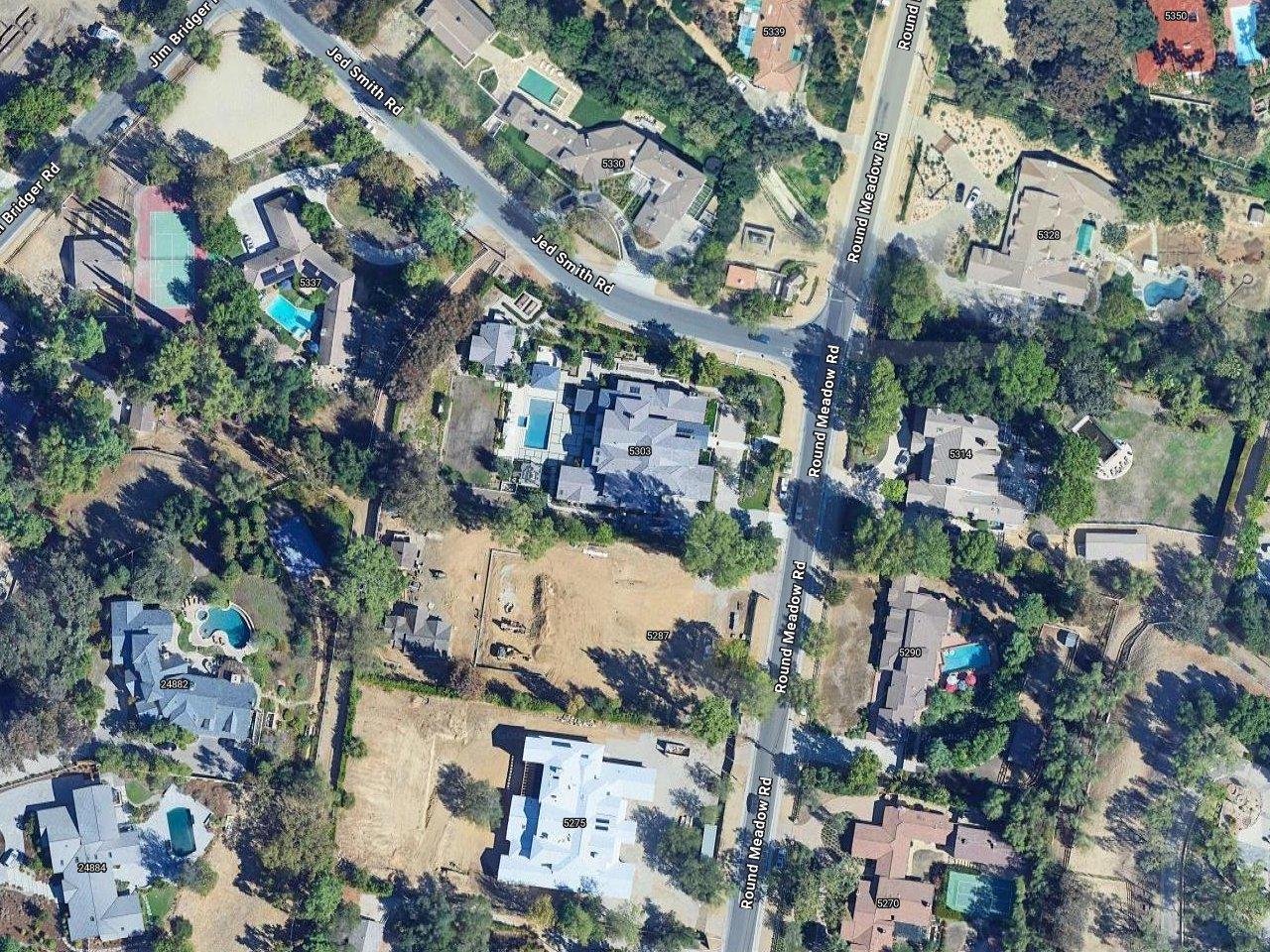 Kaley Cuoco's House