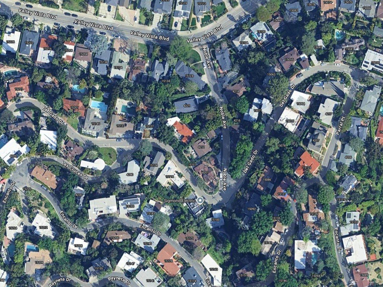 Kaley Cuoco's house