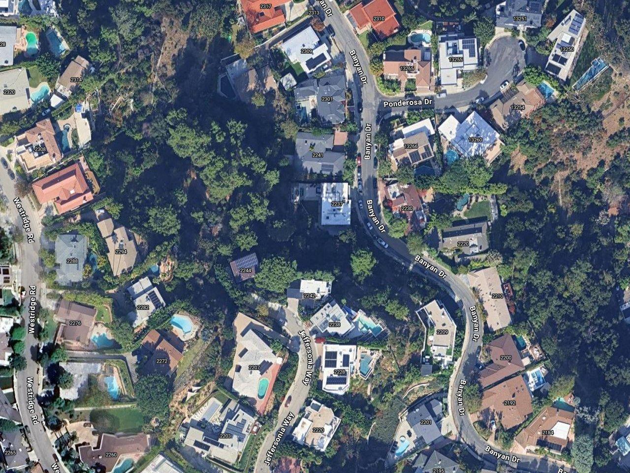 Kristin Davis' House