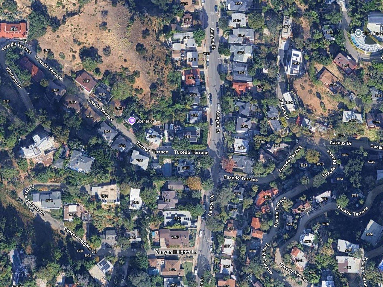 Maggie Lawson and James Roday's house