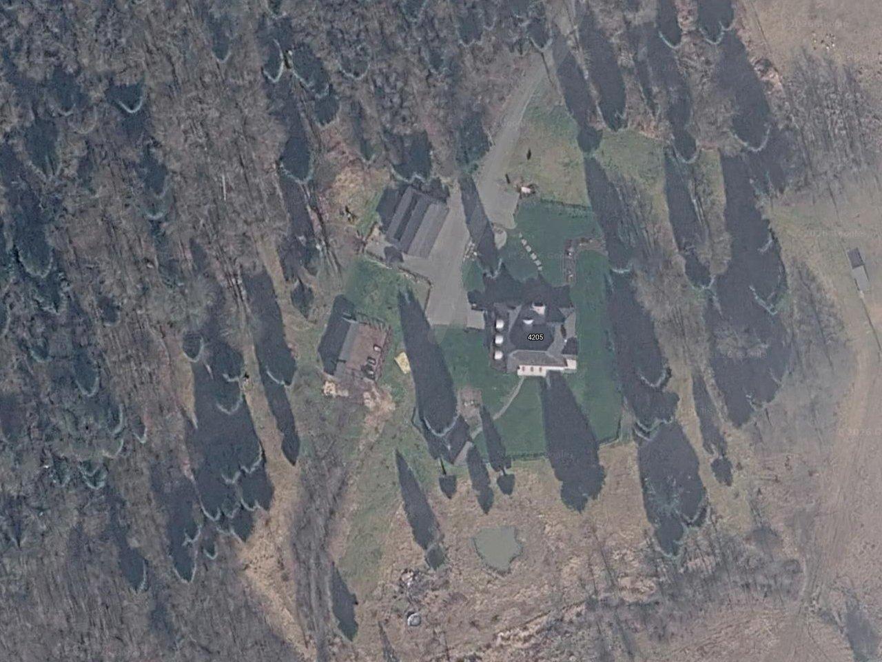 Max Thieriot's House