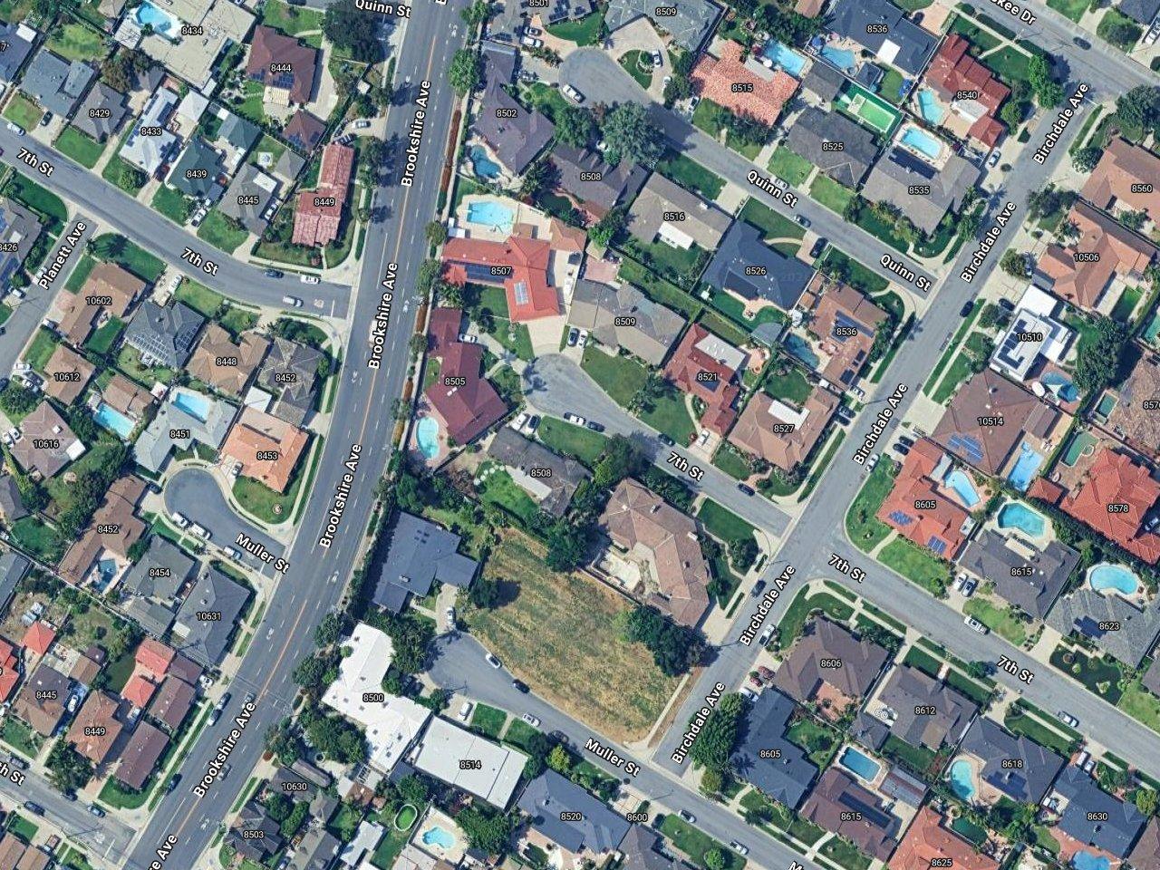 Miranda Cosgrove's Childhood Home