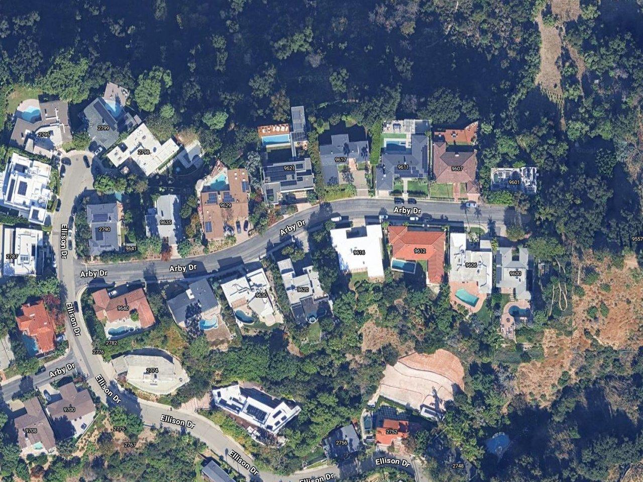 Nick Jonas' House