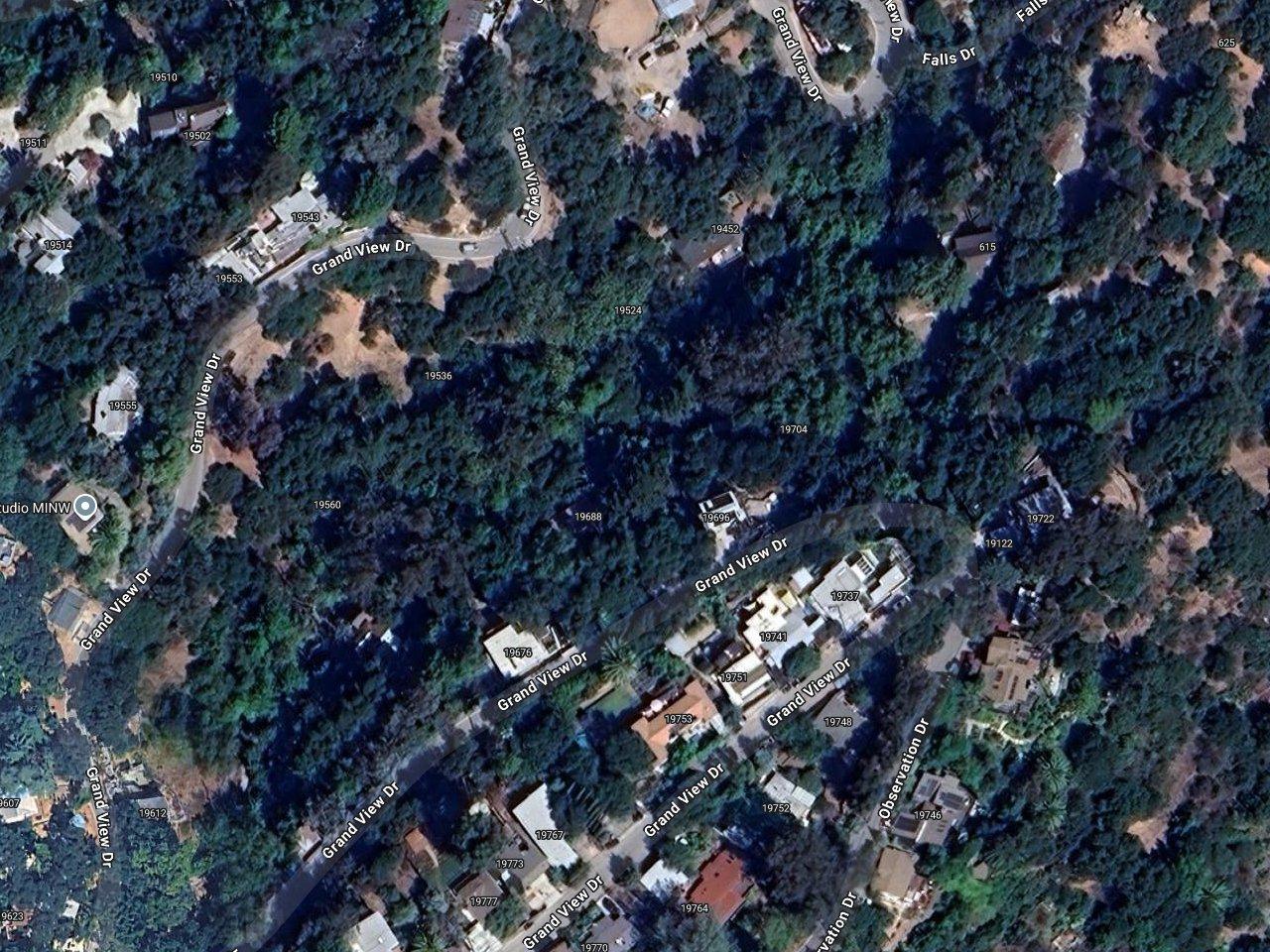Pablo Schreiber's House