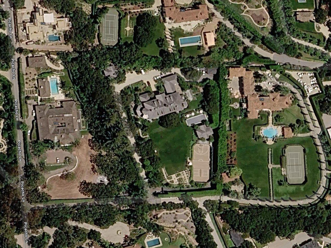Adam Levine & Behati Prinsloo’s House