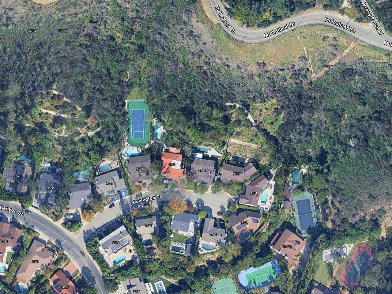 Robert Foxworth's House