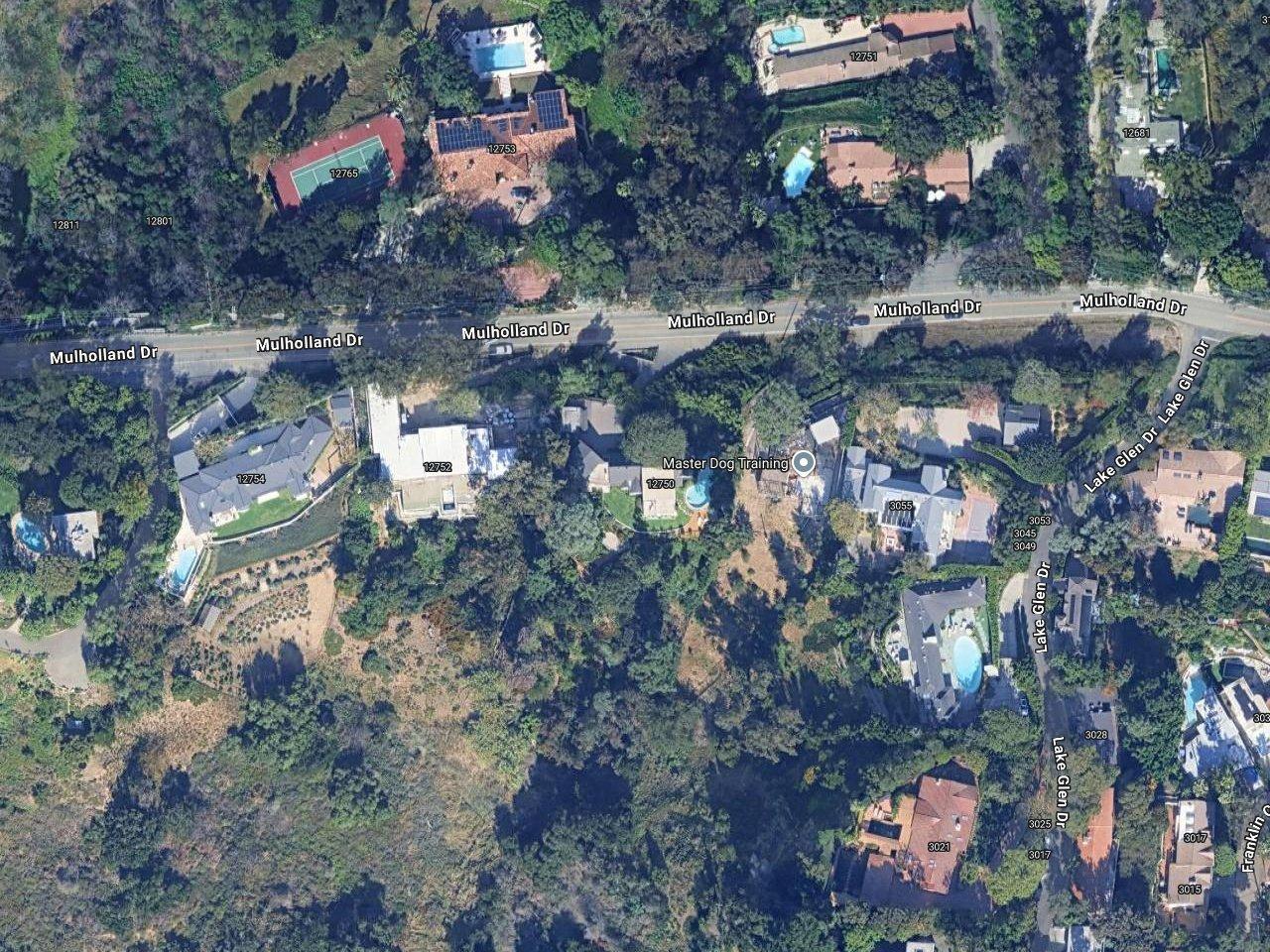Robert Guza Jr. & Meg Bennett's house