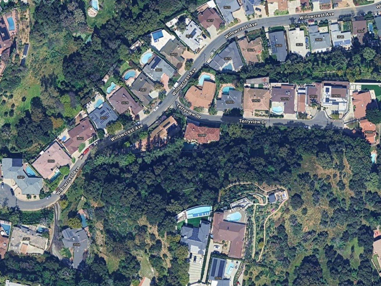 Vanessa Hudgens' House