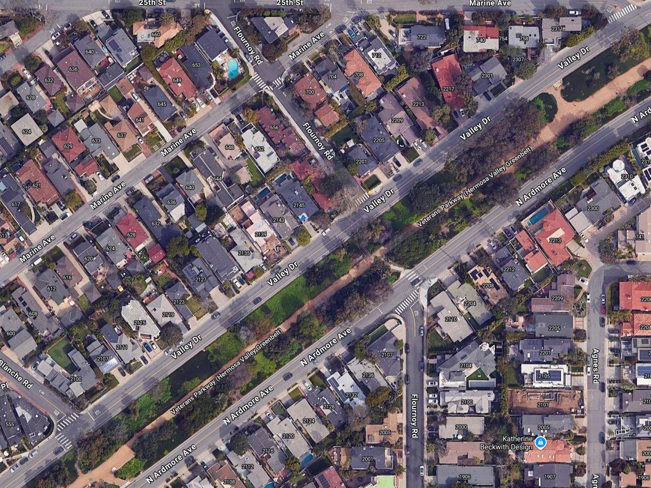 Wally Kurth's House