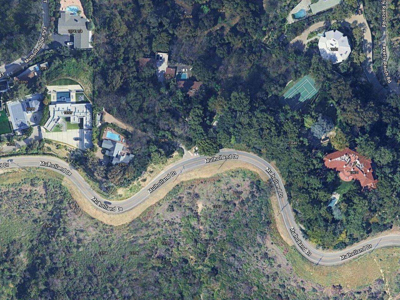 Warren Beatty & Annette Bening's House