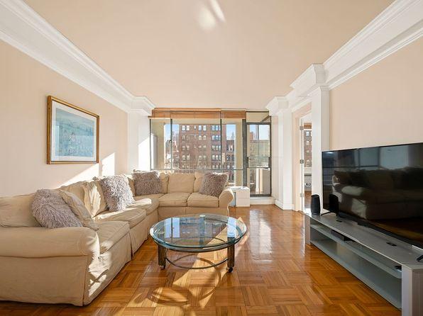 3 bedroom condo for sale in New York, NY