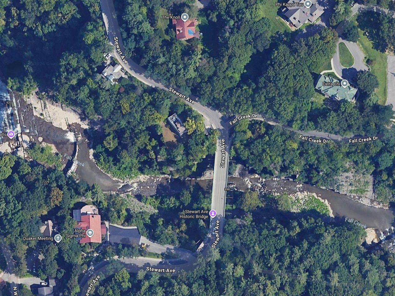 900 Stewart Avenue (Carl Sagan's house)