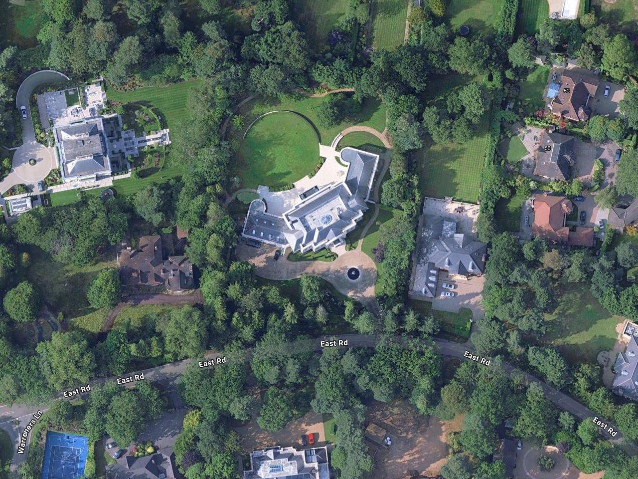 Brad Pitt & Angelina Jolie's Rental House (Rumored)