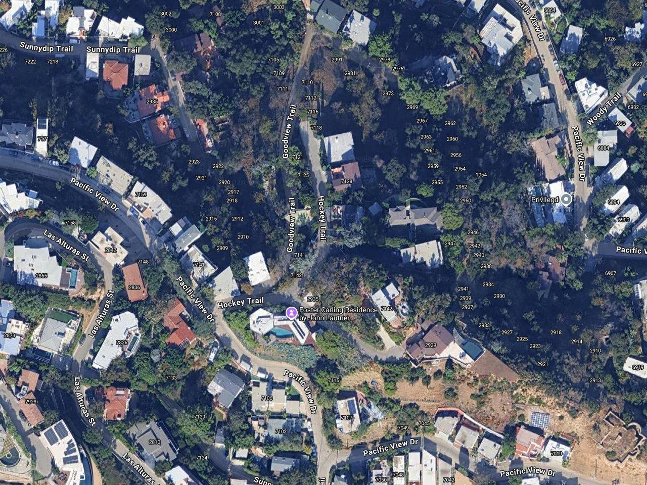 Debby Ryan's (Jessie) previous LA mansion