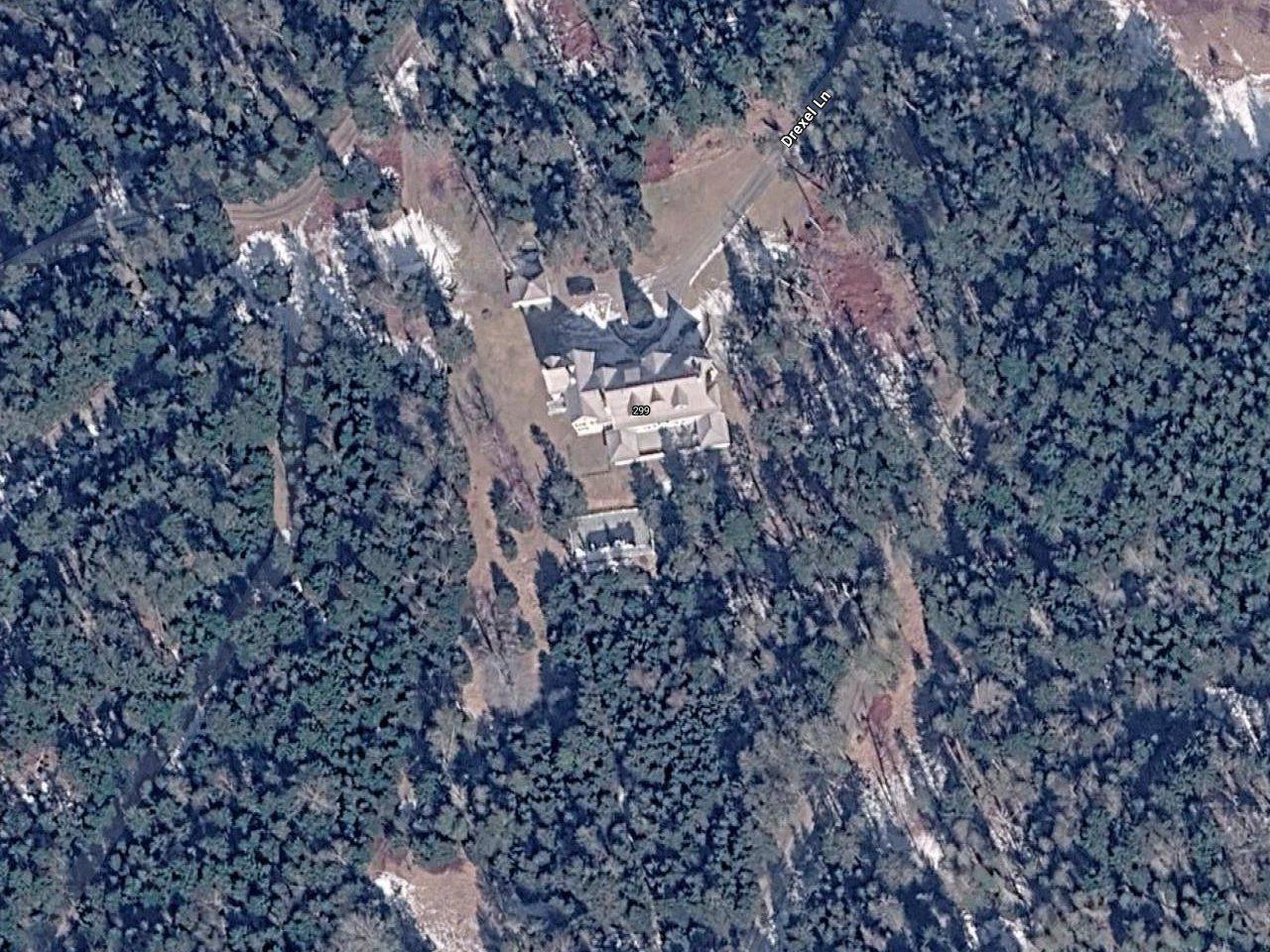John Travolta & Kelly Preston's House