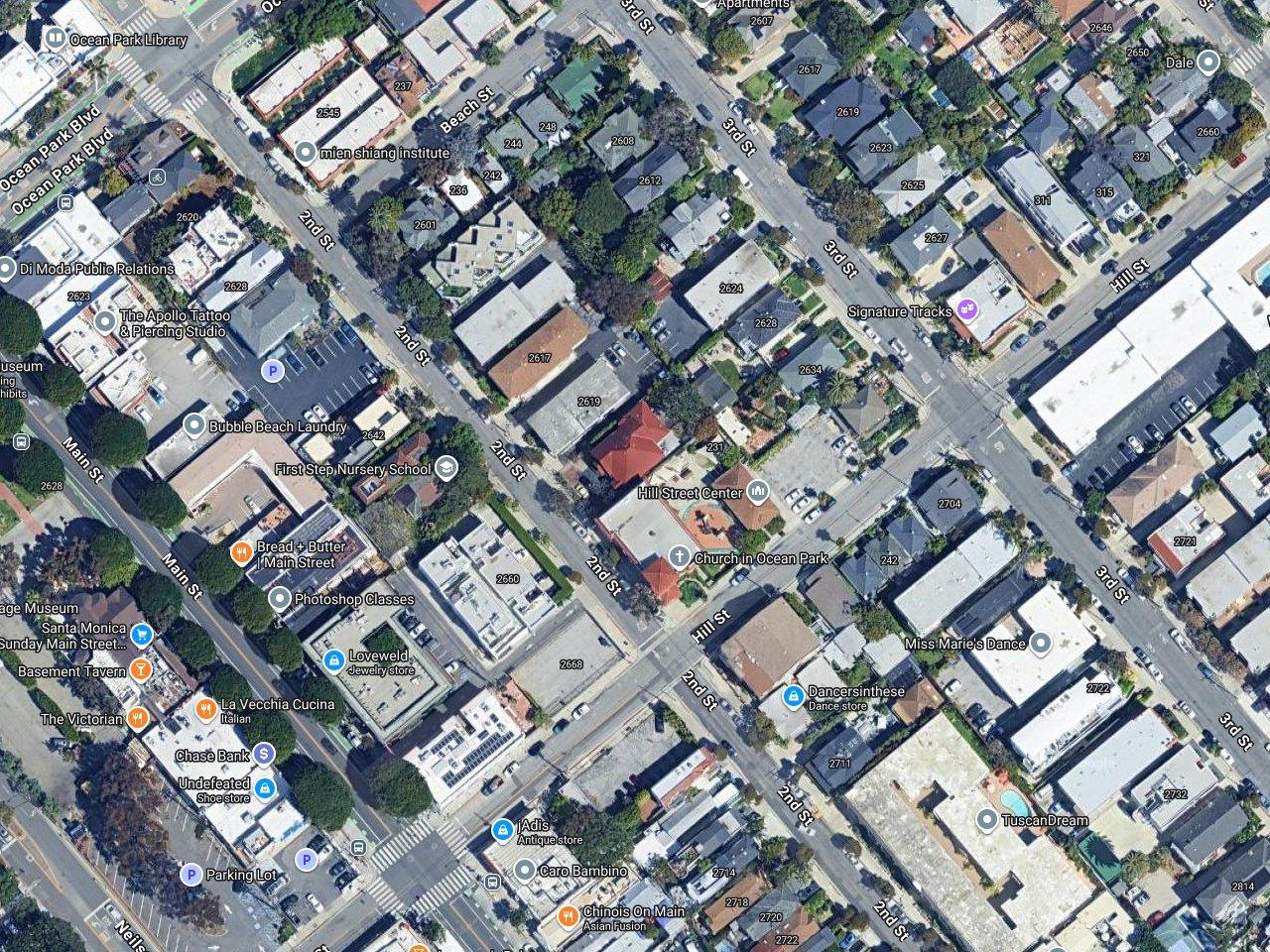 Maika Monroe's House