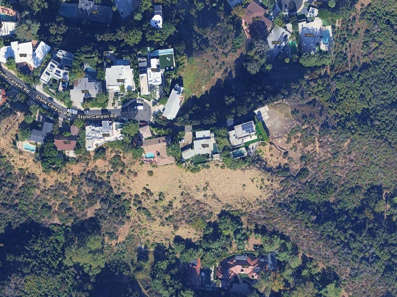 Philip Sternberg & Catherine Reitman's House