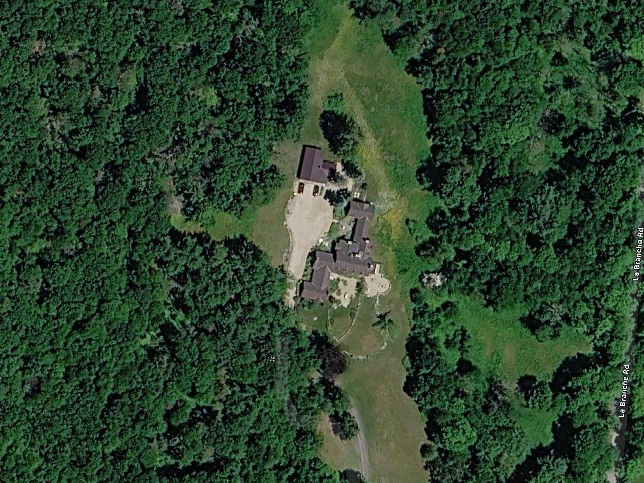 Walton Goggins' House